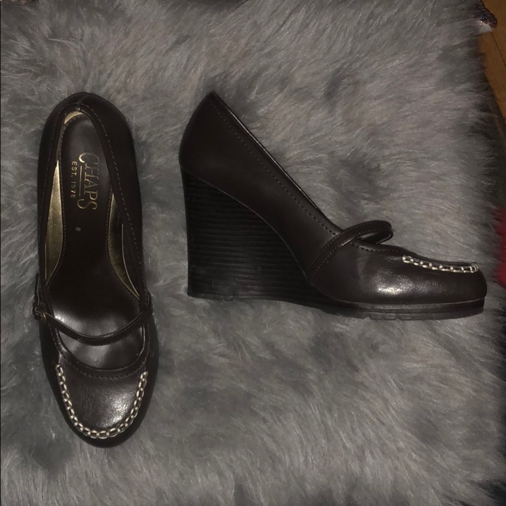 Beautiful dark brown leather wedges